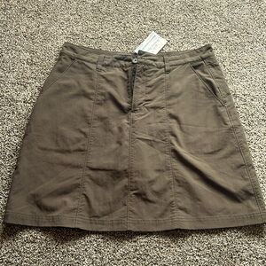 Brown skort from Patagonia. Zipper front.